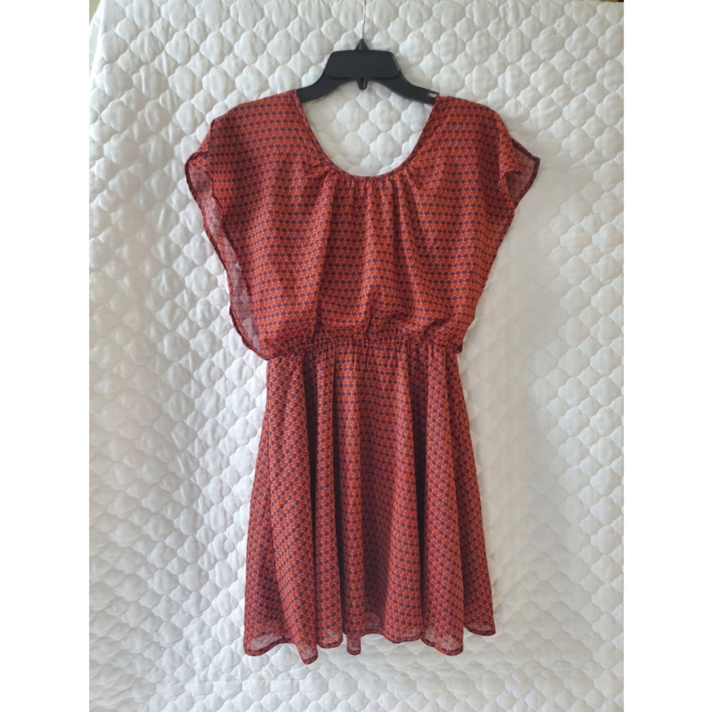 Flutter sleeve midi dress